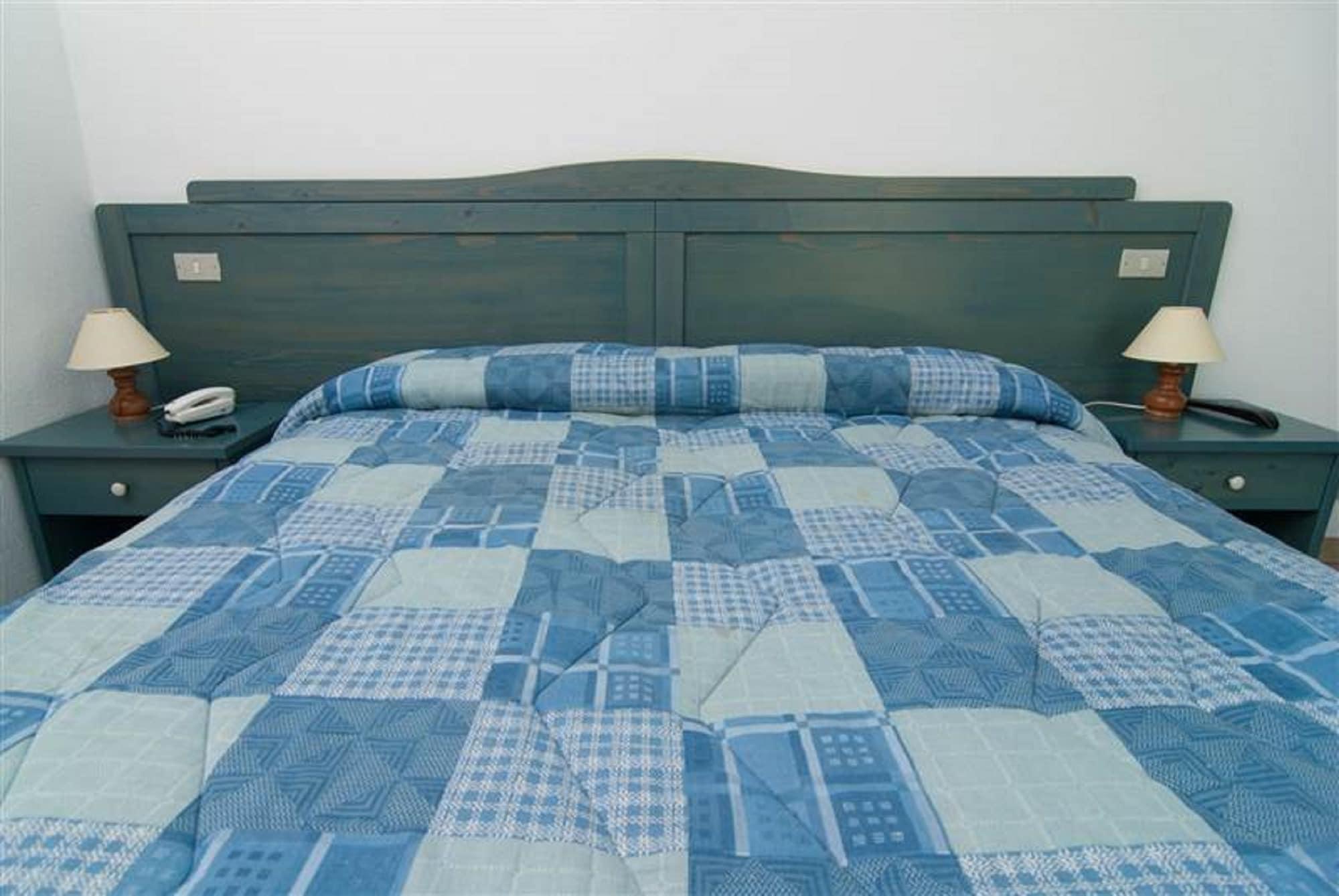 Hotel La Ninfea Иския Екстериор снимка