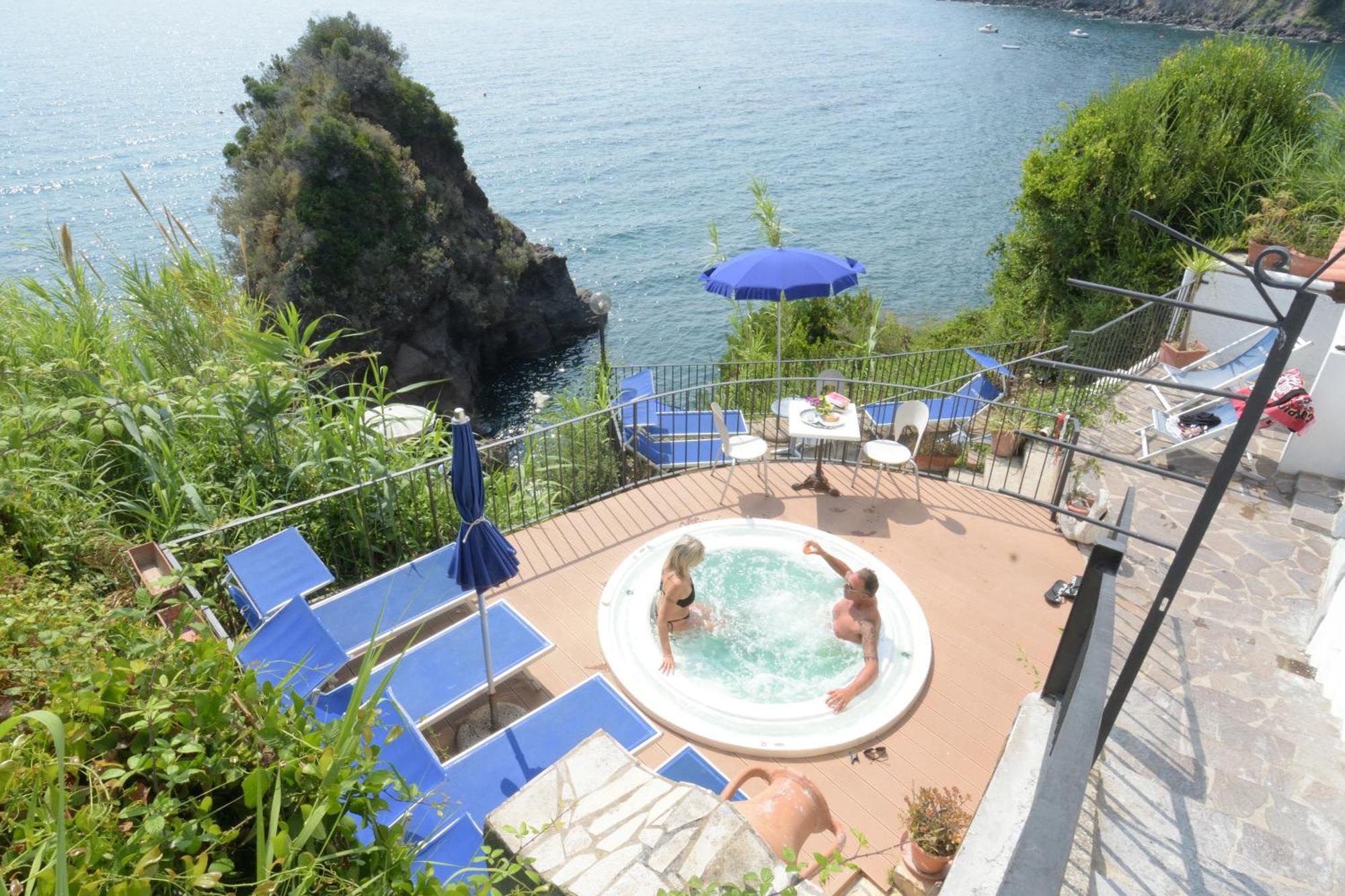 Hotel La Ninfea Иския Екстериор снимка