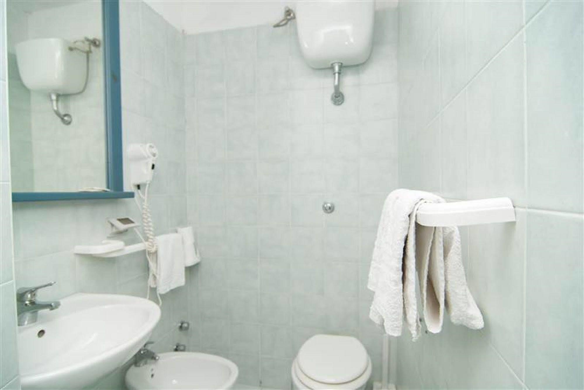Hotel La Ninfea Иския Екстериор снимка