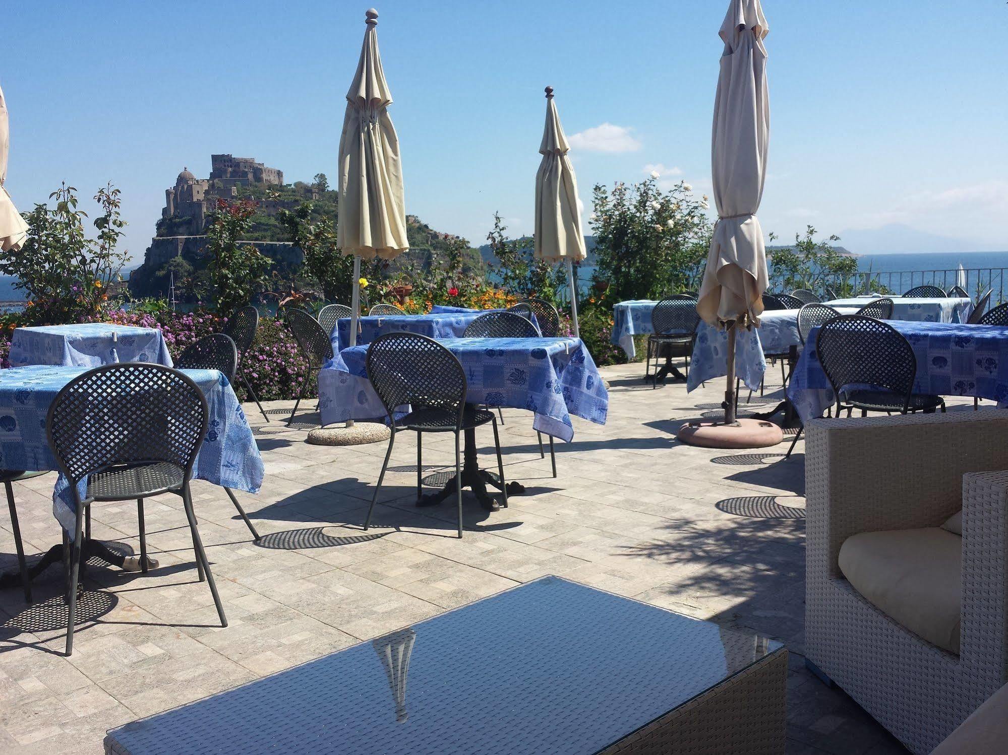 Hotel La Ninfea Иския Екстериор снимка
